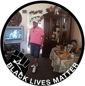 Meet your Posher, Lora